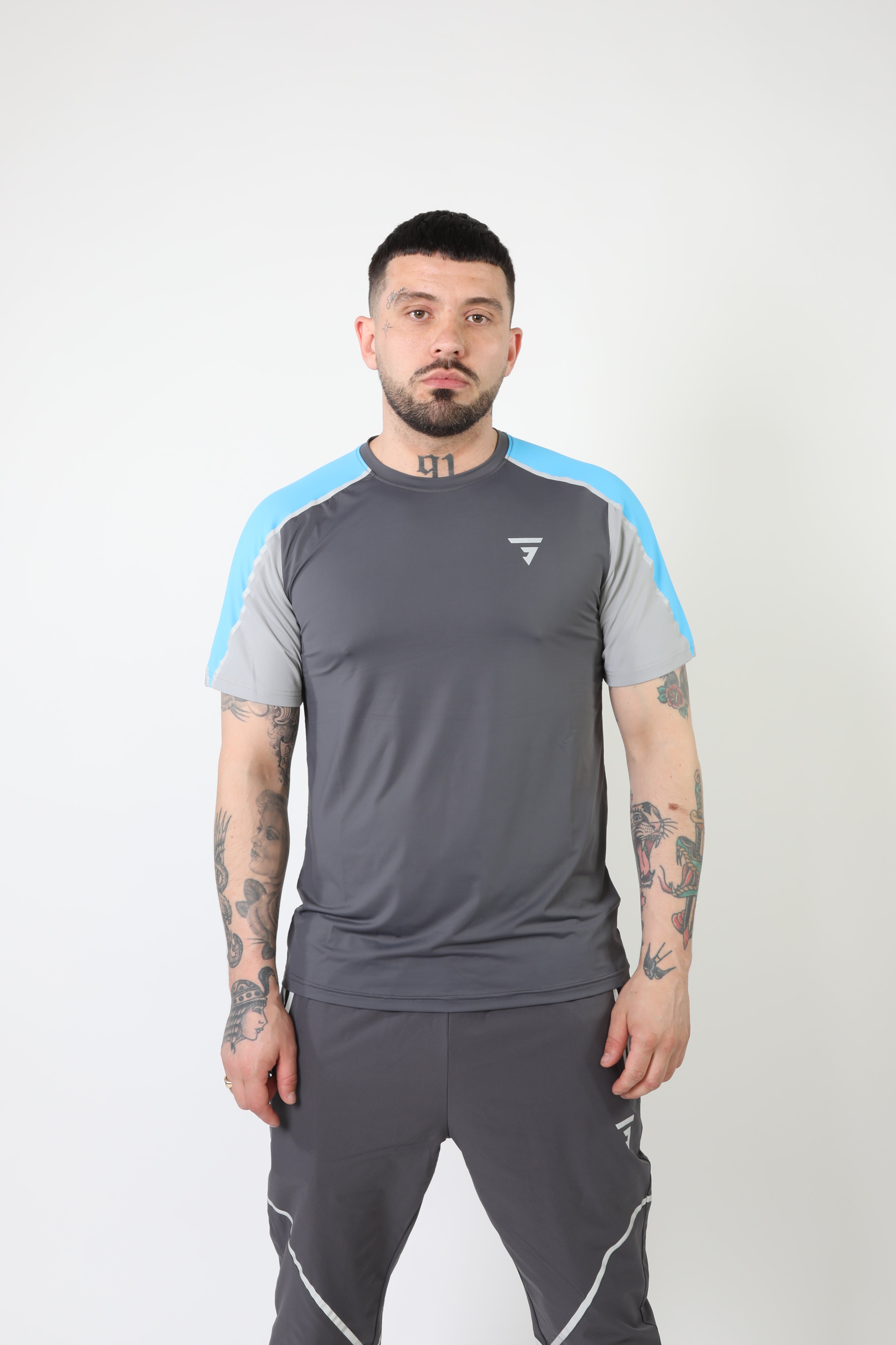 Reflect Tee - Dark Grey/Light Grey/Blue