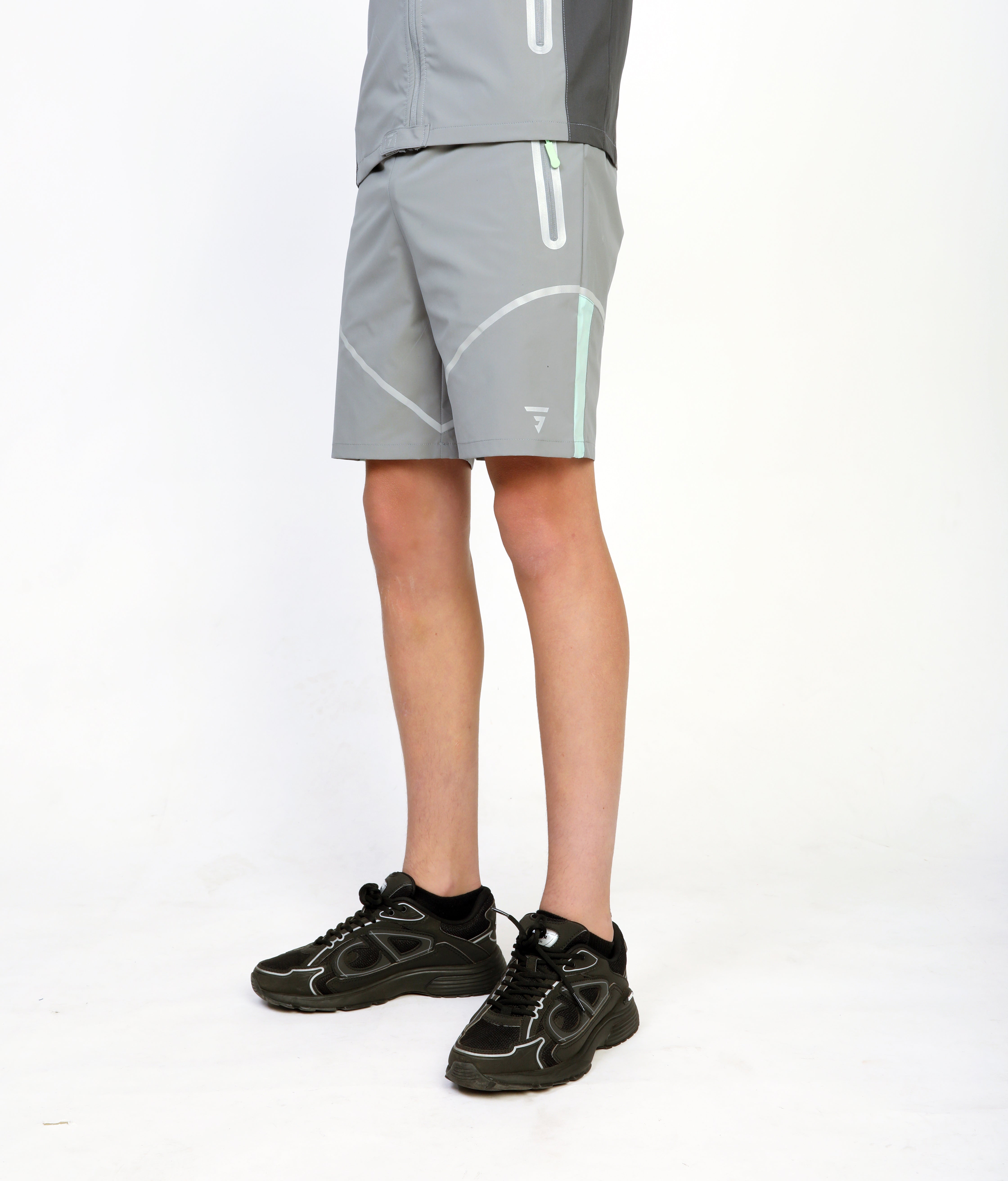 GRIID Junior Reflect Shorts - Clean Green