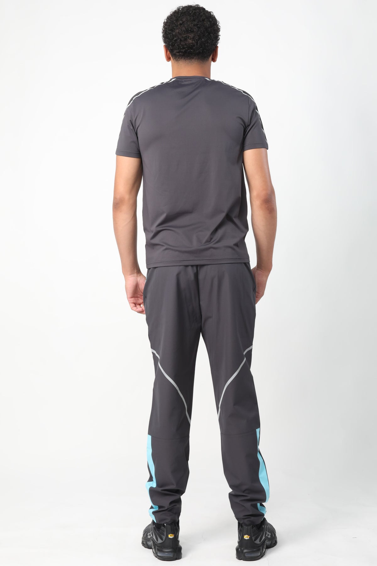 Reflect Tee - Obsidian/Black/Blue