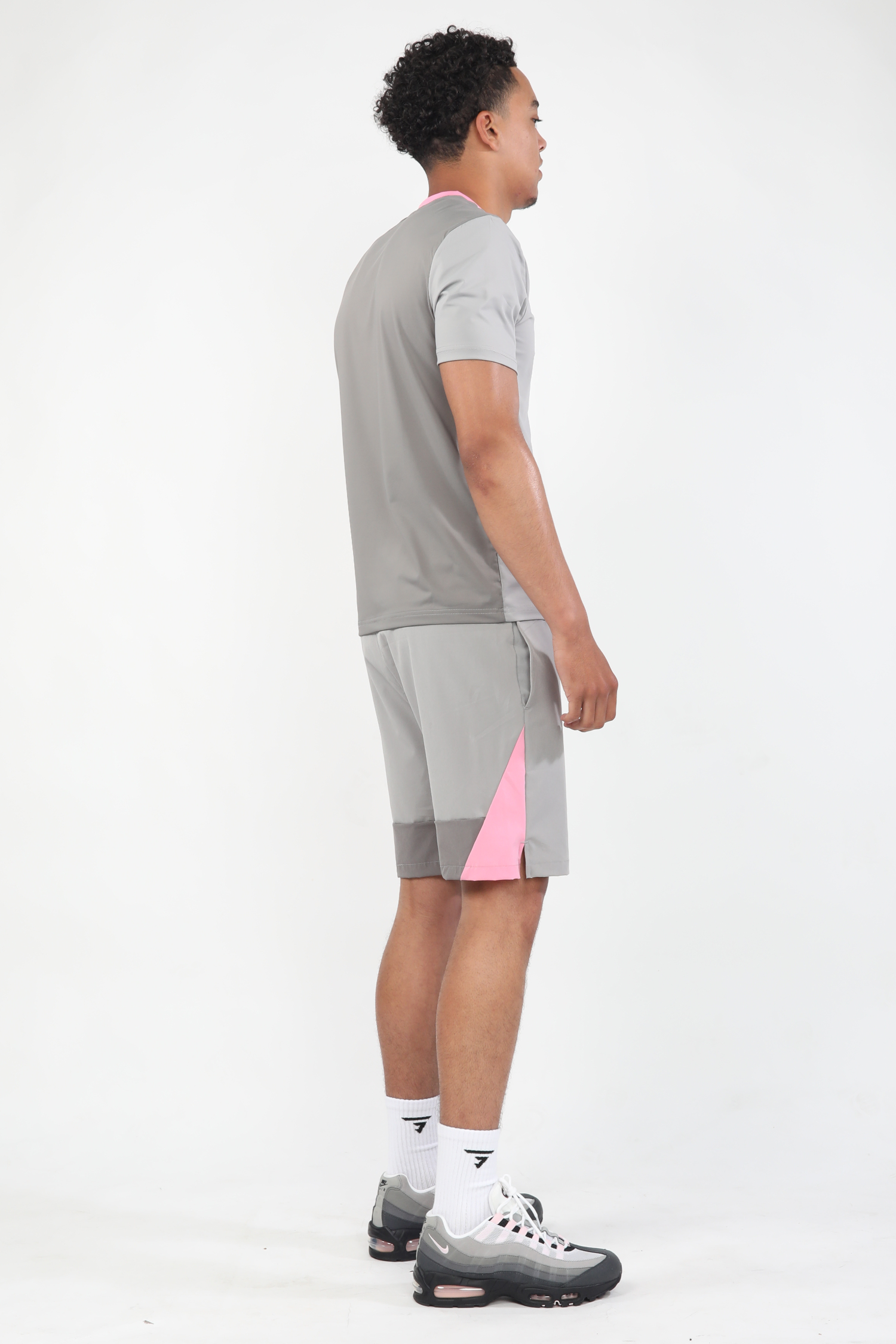 Evo Shorts - Pink Foam