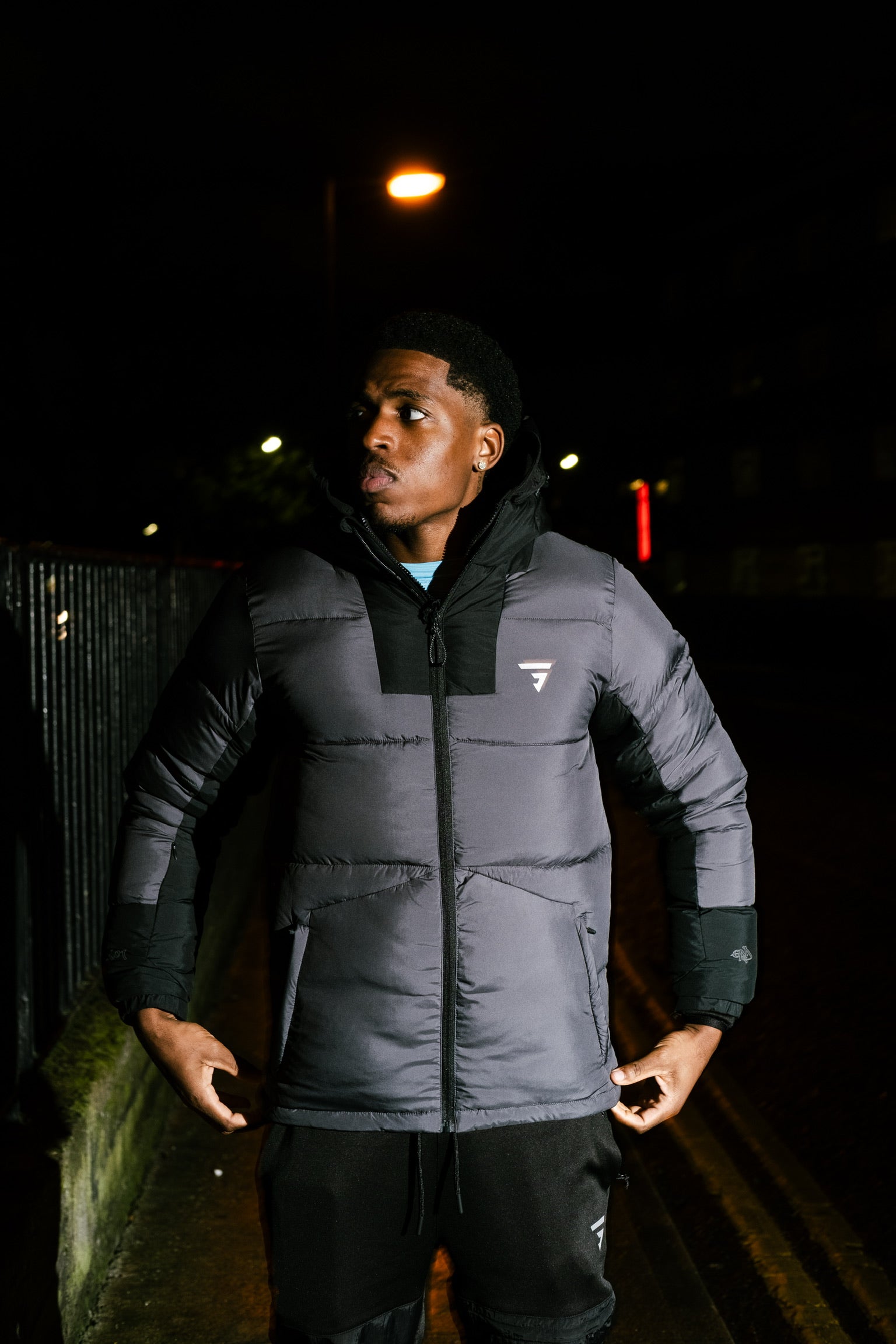 Mera Puffer - Black/Irongate