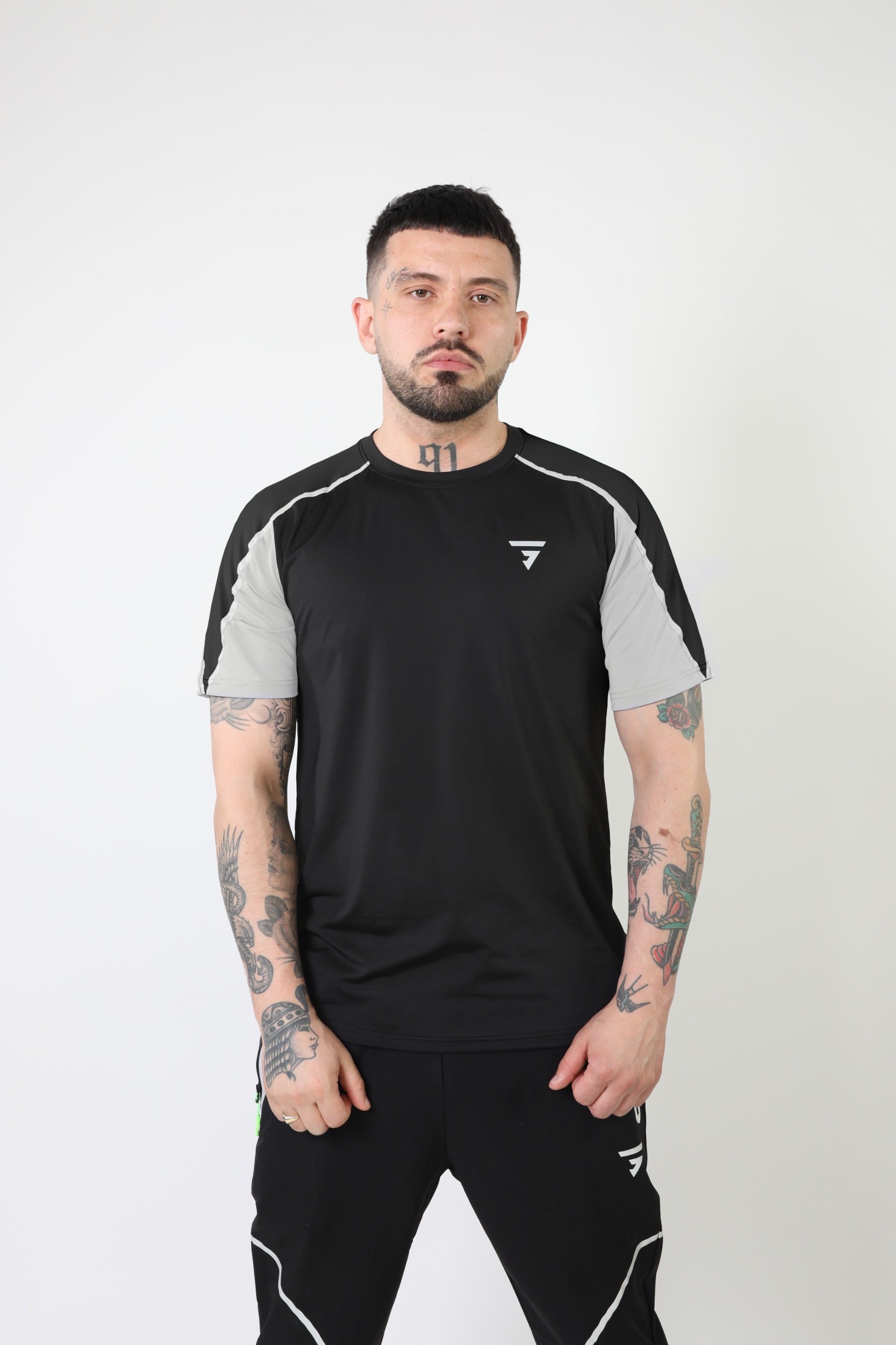 Reflect Tee - Black/Grey