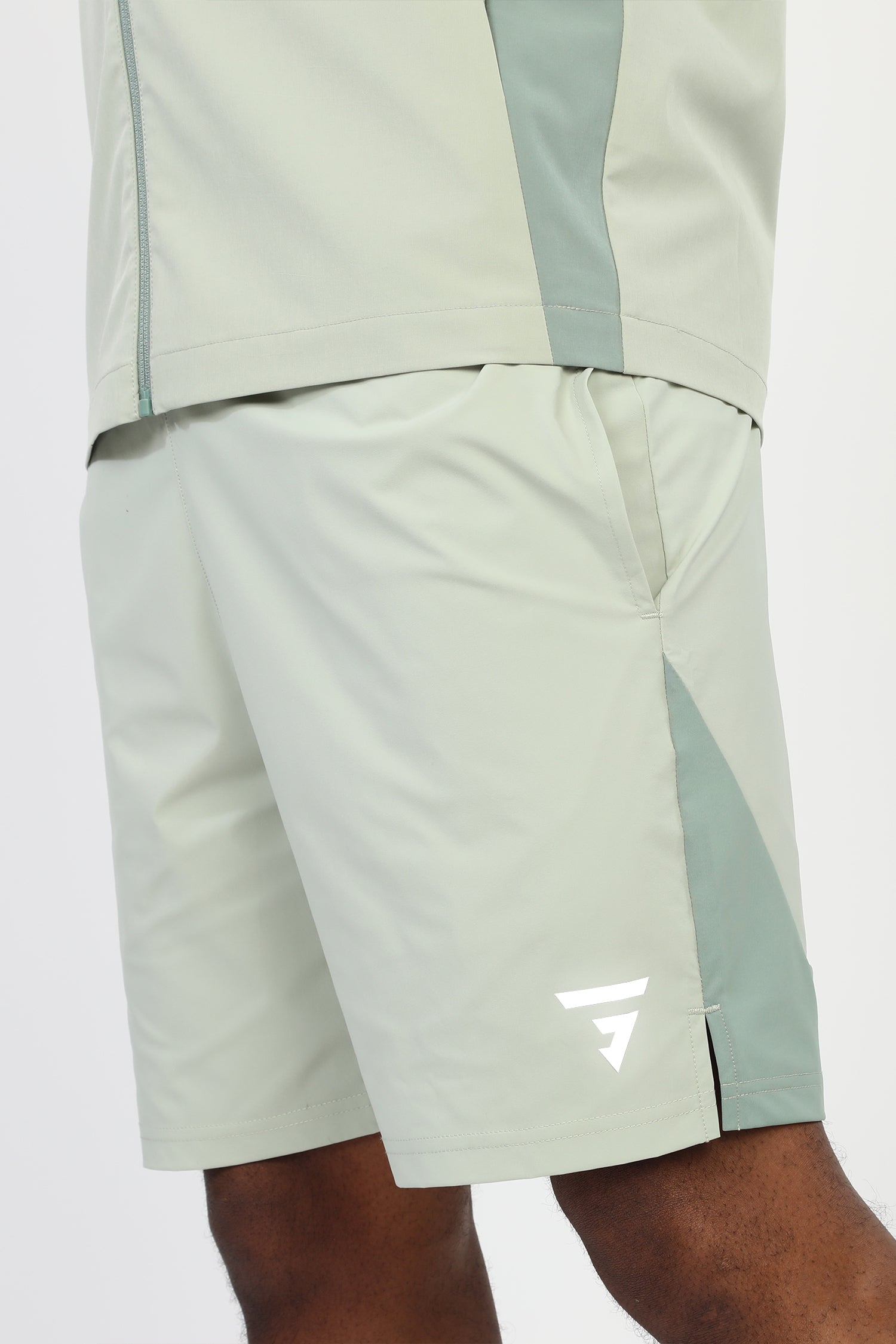 GRIID Pulse Shorts - Olive/Sage