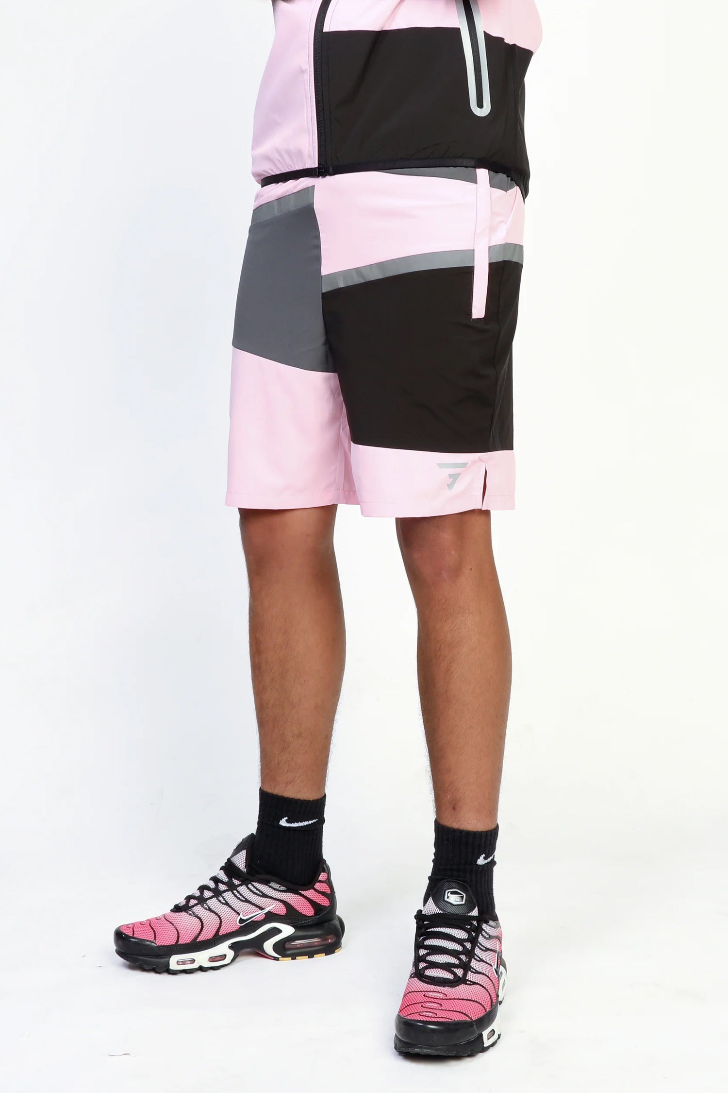 GRIID Panel Shorts - Black/Onyx/Pink
