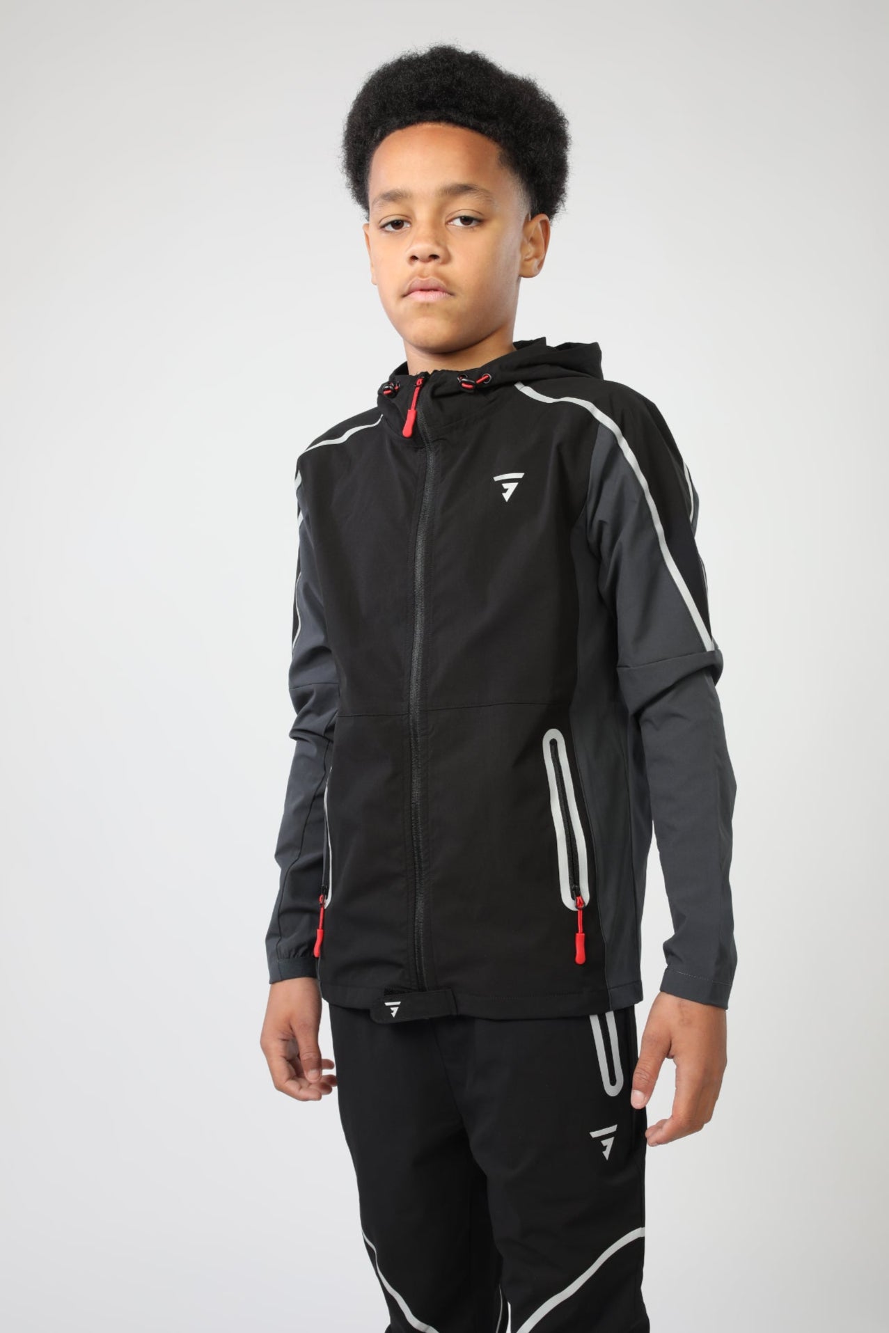 Junior Reflect Tracksuit - Black/Charcoal/Red