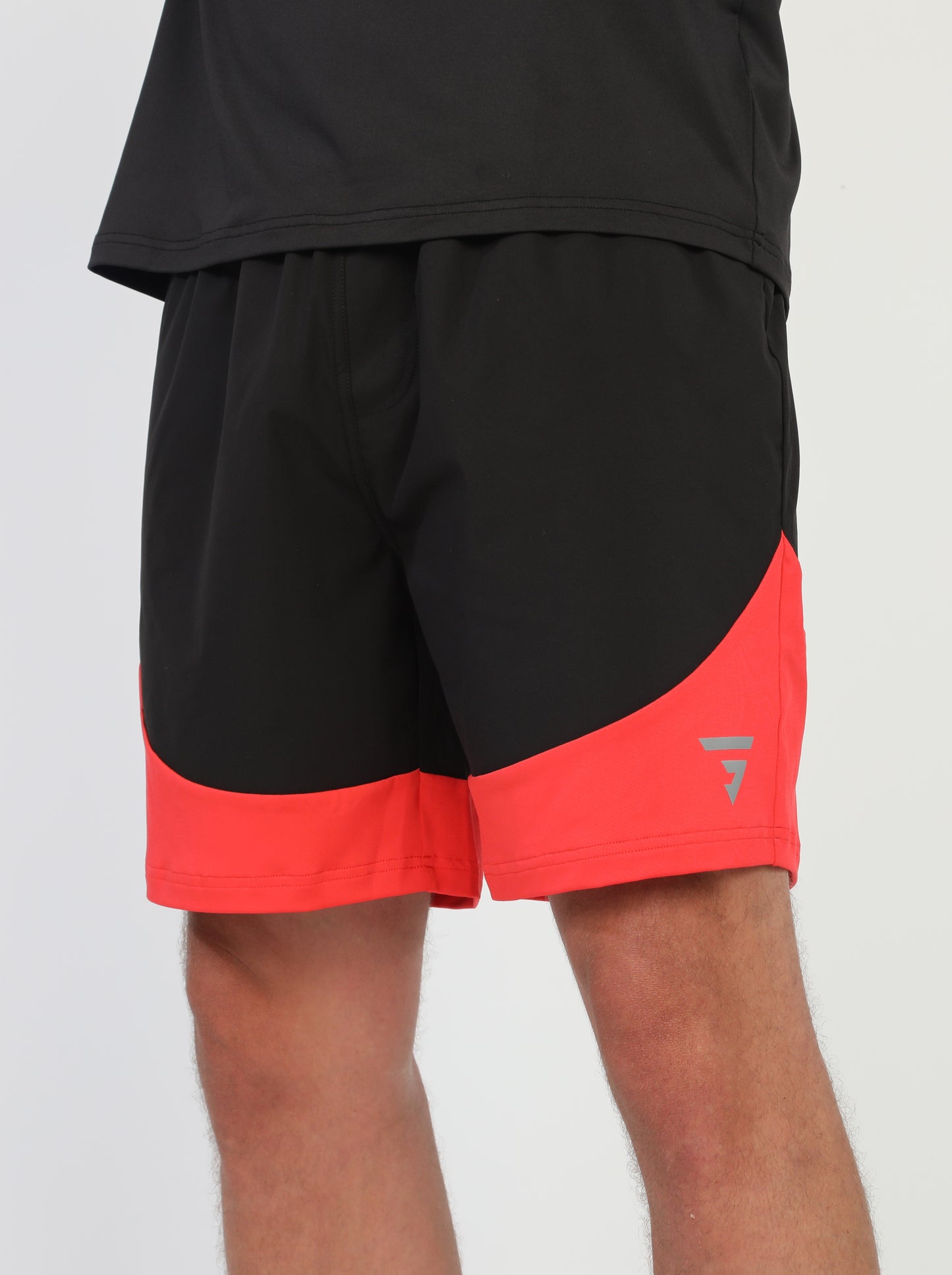 Glide Shorts - Black/Red