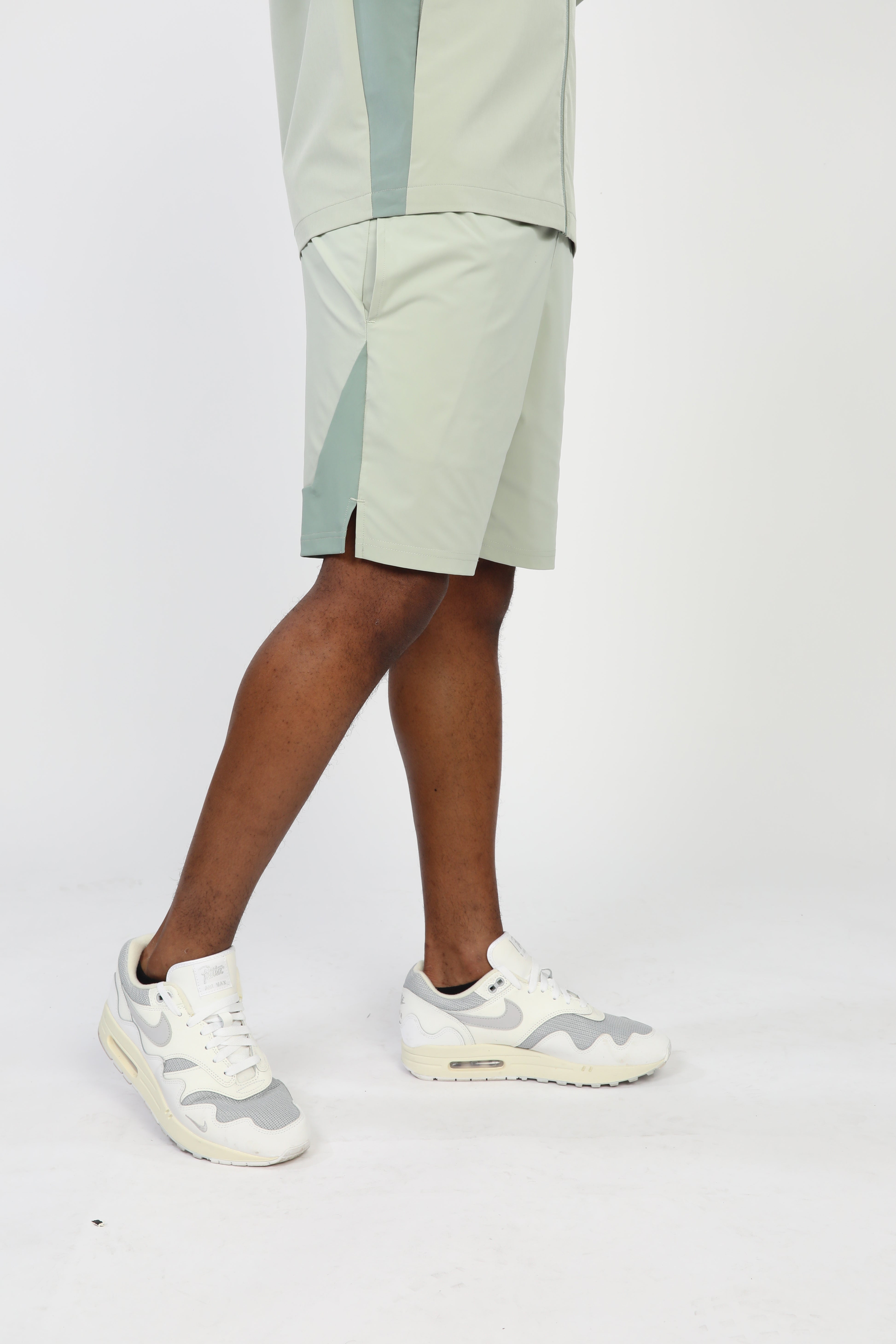 GRIID Pulse Shorts - Olive/Sage