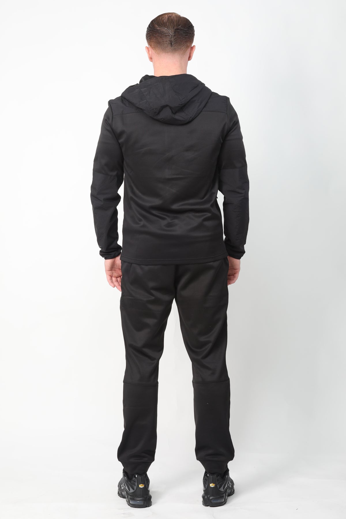 Cushy Jacket - Triple Black