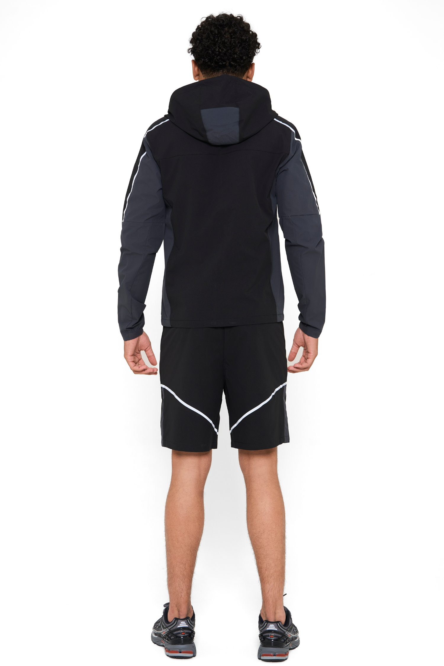 Reflect Shorts - Black/Asphalt/Red