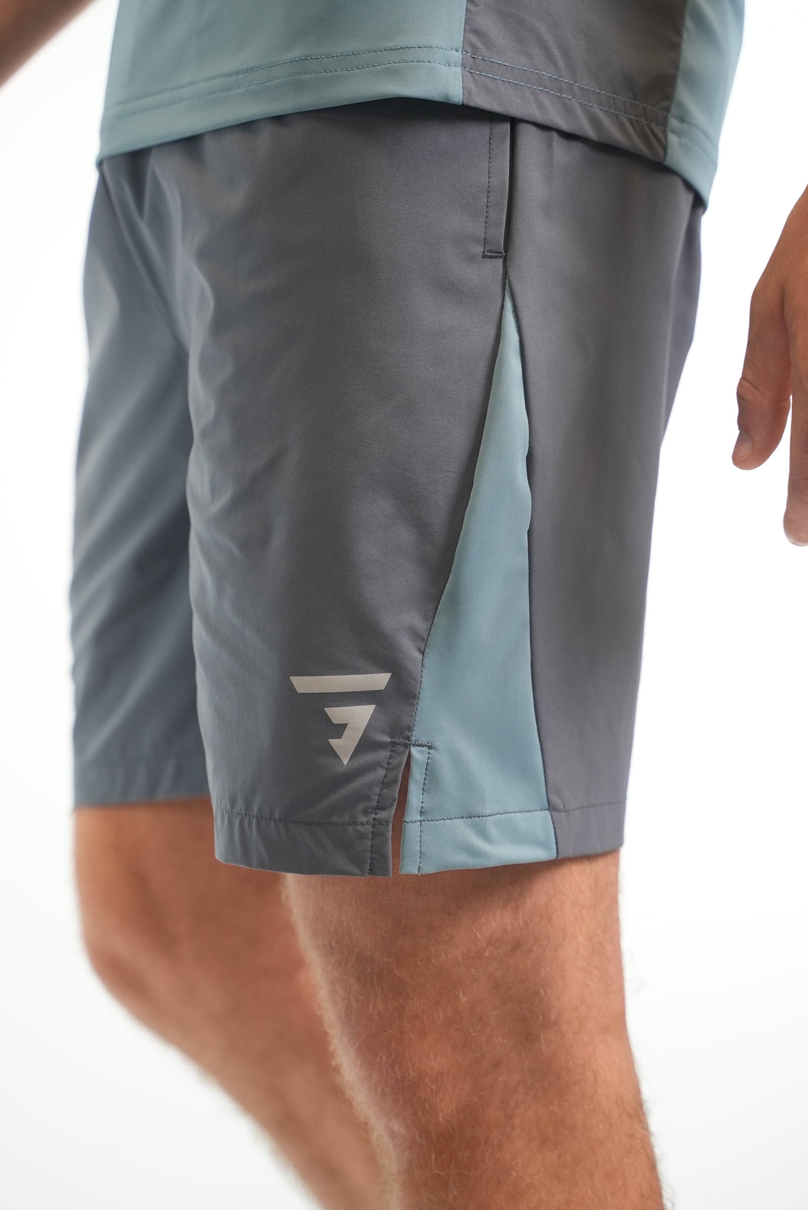 GRIID Pulse Shorts - Graphite