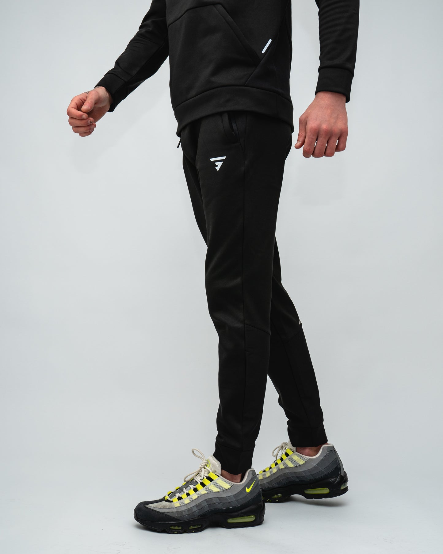 Flux Tracksuit - Black