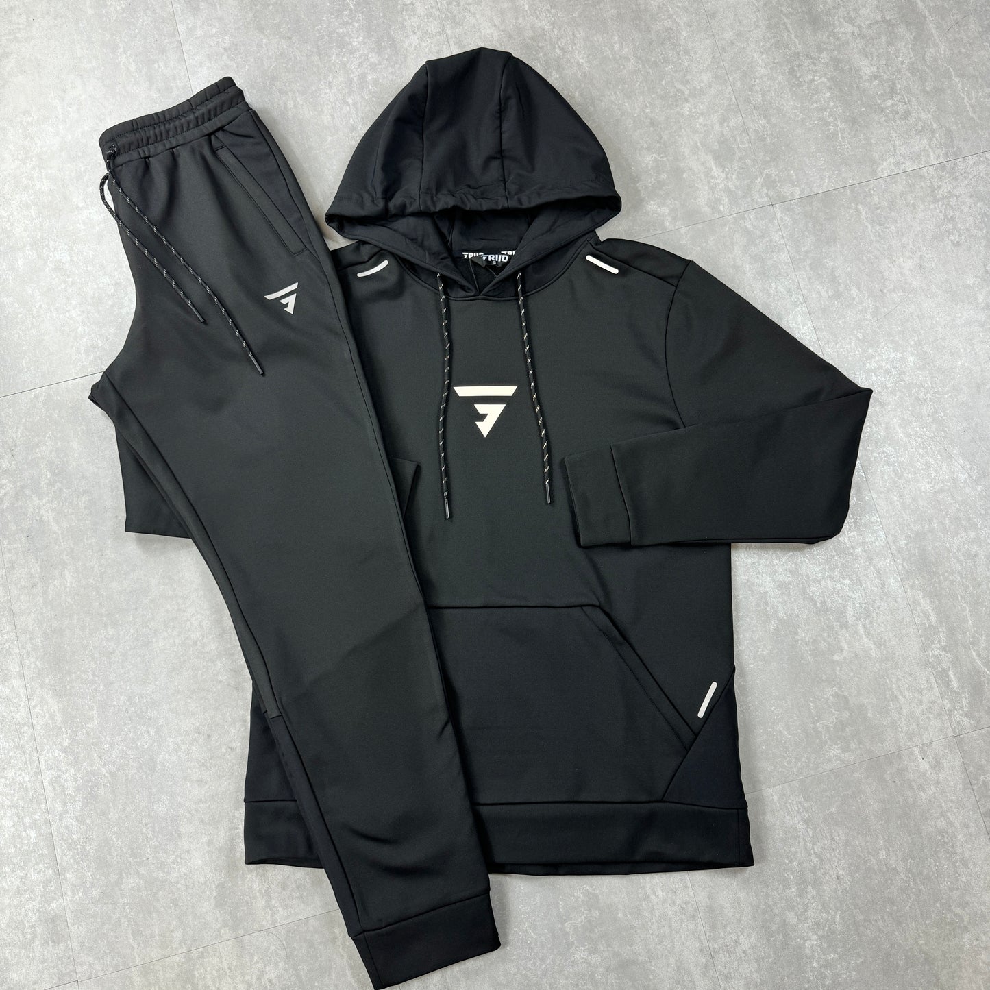 Flux Tracksuit - Black