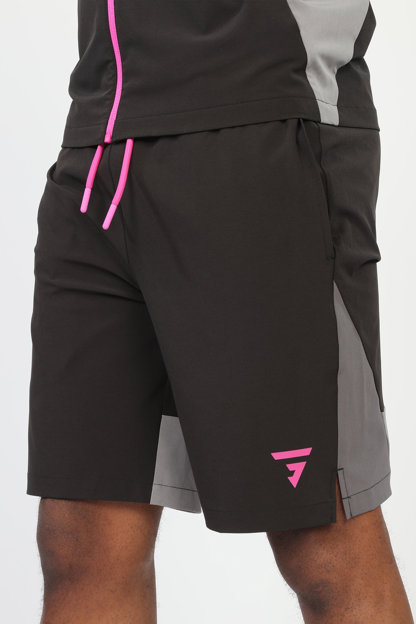 Evo Shorts - Black/Fuchsia